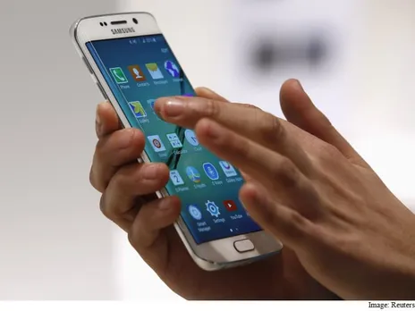 Smartphone Market, strong pick-up, festive season