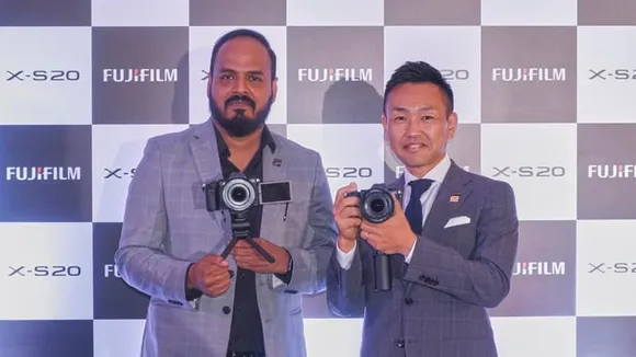 Mirrorless Digital Camera