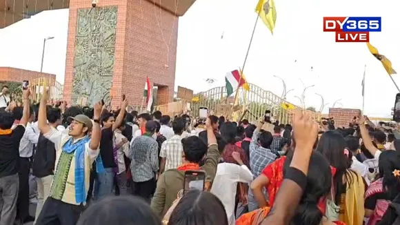 How Did Protesters Break the Main Gate of the BTC Secretariat So Easily?