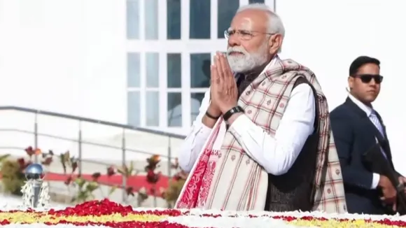 modi pays tribute assam saheeds