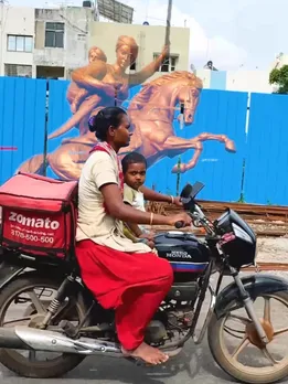 Female zomato delivery executive