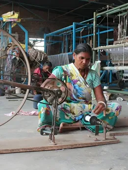 natural fabric women workinh