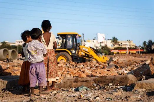 The Forced Eviction Of EWS Residents Of Ejipura In Bangalore Has Brought Out Help In Large Numbers