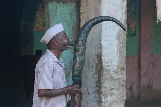 You've Seen Warli Paintings Before. Now Get Ready To Visit The Warli Tribe & Listen To Their Music.