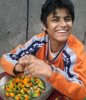 How Flowers From The Trash Can Are Replacing 'Mental Disability' With 'Financial Independence' and 'Dignity'!