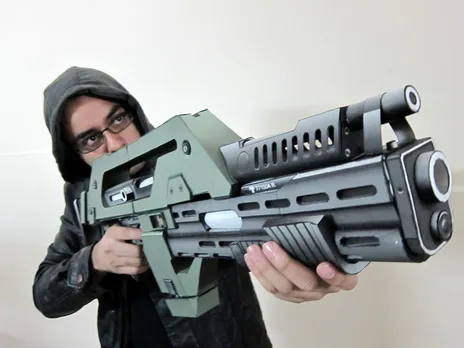 What This 'Papersmith' Does With Paper And Glue Will Simply Amaze You