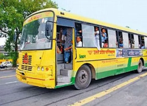 QUICK BYTES: He lost Rs. 20,000 on a bus in UP. What happened next restored his faith in people.