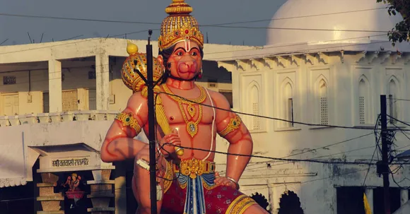Hanuman Chalisa Can Now Be Read in Urdu Too, Thanks to Abid Alvi from UP
