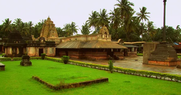 Watch a Forgotten, Beautiful Ancient Town in Karnataka Come Alive in 9 Photos