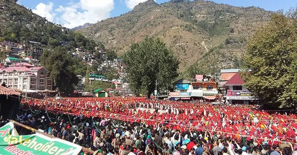 Over 10,000 Dancers Gathered to Spread a Crucial Message in a Centuries Old Dussehra Celebration