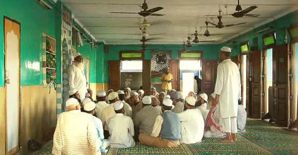 How a Group of Muslim Men Raised Rs. 50K for 15 Hindu Prisoners Who Didn't Have Money for Bail