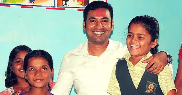 How a Farmer's Son is Helping Over 170 Children in Rural Maharashtra Pursue Their Education