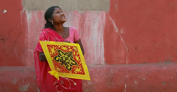 [In PICTURES] These 14 Photos Will Make You Fall in Love with Kite-Flying Season All over Again