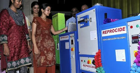 IITian's Gift to Women at Chennai Central Station Is a Big Win for Menstrual Hygiene