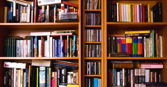 This FB Group Helps Book Lovers Get the Best Deals Online & Also Connect with Other Bibliophiles