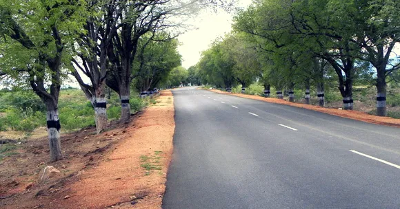When the Authorities Did Not, These Pune Women Built a Road for Their School Children