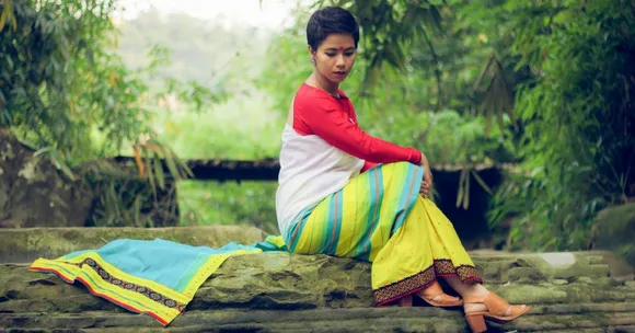 Meet the Entrepreneur Who Is Empowering Assam's Lesser Known Dimasa Cachari Women Weavers