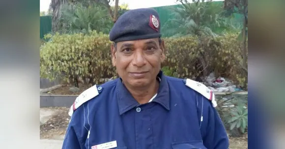 Delhi Cop Returns Businessman's Wallet with Rs 50,000. Goes Viral on Social Media!