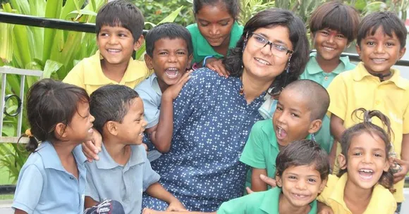 This Woman Teaches 100+ Street Kids in Vadodara Every Day. Let's Help Her Find a School Building