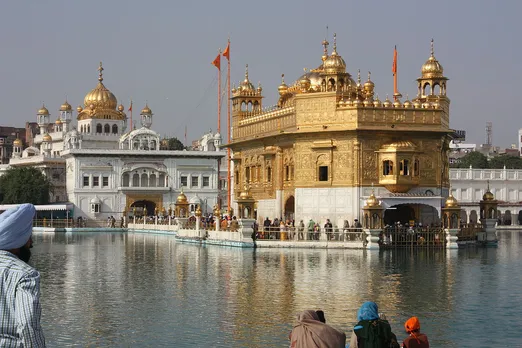 Humans of Amritsar: A Rickshaw Puller's Book About the City's Poor Sikh Population Hits Home
