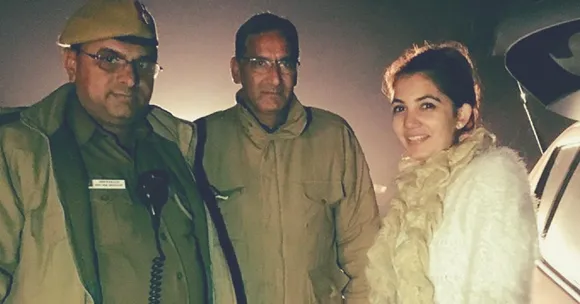 Ever Been Stranded on a Delhi Street Post Midnight? This Girl Was. And Then 2 Cops Came Along!