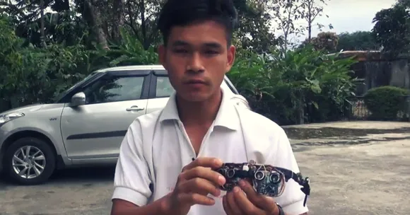 Taking Inspiration From Bats, a Student From Arunachal Pradesh Has Designed Goggles to Help the Blind