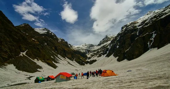 13 Awesome Trekking Routes Along Himachal Pradesh's Picturesque Landscapes