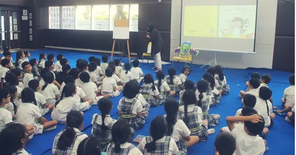 This Man's Ingenious Method Helps Children Learn English the Way They Learn Their Mother Tongues