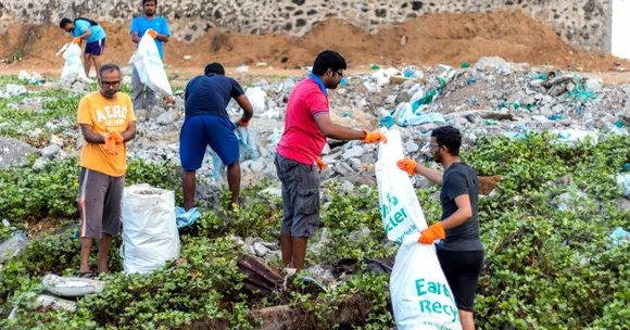 Every Year, 6,000 People Come Together to Clean Chennai's Beaches, Thanks to This Group