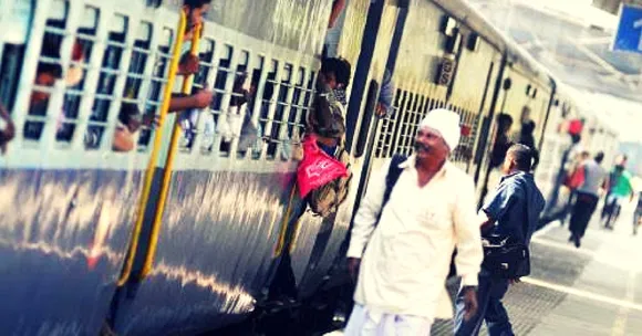 Say Goodbye to Dirty Blankets on Indian Trains - NIFT to Redesign Easy-To-Clean Ones!