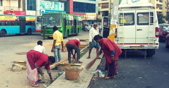 Watch Out: Bengaluru's Waste Collectors May Soon Click Pictures of Your Trash and Rate It!