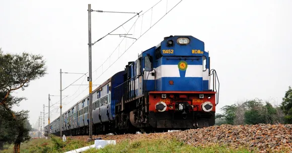 Indian Railways Has a Lucky Escape Thanks to Alert Pinakini Express Driver