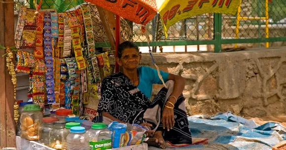 Why You Won't Find Candies, Chips & Soft Drinks at Cigarette Shops Anymore