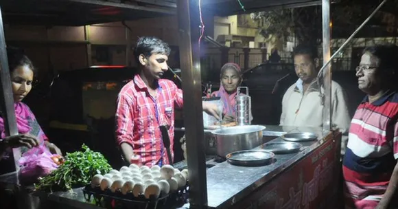 Violence Took Shobha's Tea Stall, but Aid Came to Her From Across the Country!