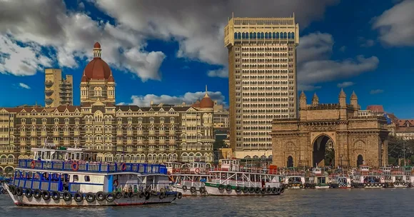 Salaam Mumbai: A Heartfelt Ode to the Amazing City I Call Home!