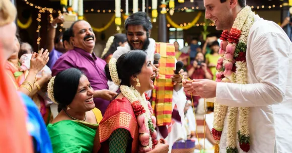 This Single Mother Conducted Her Daughter's Kanyadaan. Here's Her Moving Story!