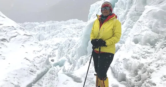 This Amazing 53-Year-Old From J&K Is India's Oldest Woman to Conquer Mt Everest!