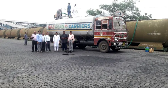#KeralaFloodRelief: Indian Railways Lends Helping Hand to Fill This Crucial Shortage!