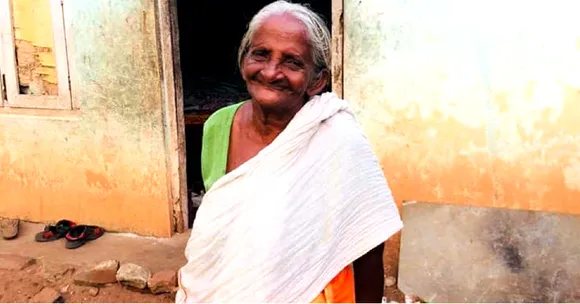 From Pappadams to Stardom: This Awesome Granny Is Kerala's New Viral Sensation!