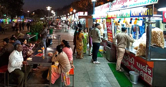 Street Food to Online Delivery: FSSAI Issues New Rules on Food Safety Norms