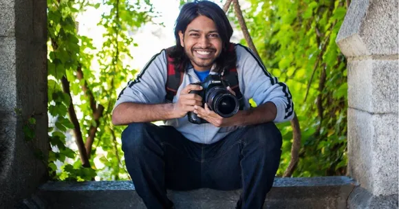 Mumbaikar's Heartwarming Tribute Shows How Teachers Can Give Wings to Dreams!