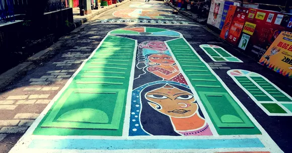 Dedicated to Sex Workers, Kolkata Durga Puja Club's Stunning Street Graffiti Will Wow You!