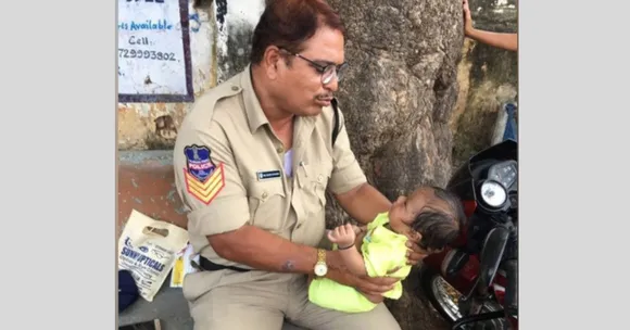 Baby vs Exam: Telangana Cop's Heart-Warming Solution to a Mother's Dilemma Goes Viral