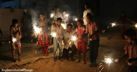 What Is a Green Firecracker? Here's How Your Diwali Explosions Can Be Eco-Friendly and Bright