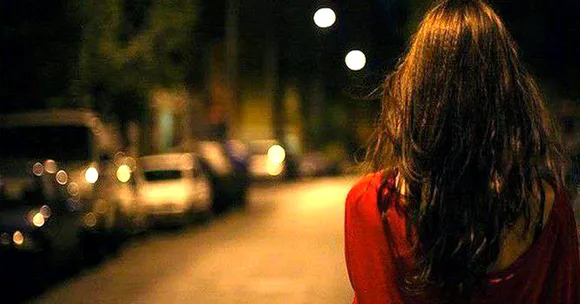 Three Friends Turn Heroes, Rescue Kolkata Woman Being Molested by Auto Driver!