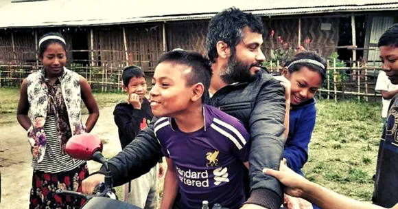 IIT Grad Quits Singapore Job to Teach Poor Kids From 11 Flood-Prone Assam Villages!