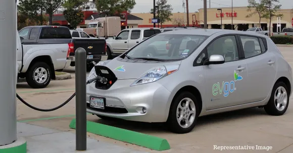 New Step To Make Electric Vehicles Rs 2.5 Lakh Cheaper: 5 Things You Need to Know