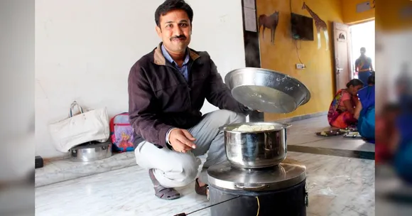 Time To Replace LPG? This Gujarat Man's Solar Stove Lowers Cooking Costs by 80%