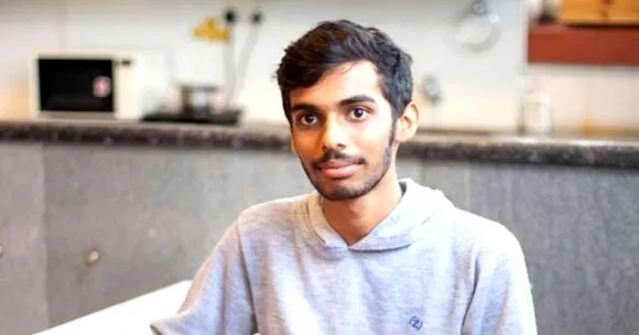 Teacher's Death Inspires Teen to Create 87000-Strong Blood Donation Community