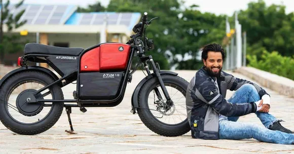 No Driver's License to Ride This Electric Bike That Goes 100 KM on One Charge